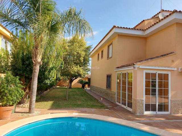 Chalet en venta en el Camp de Túria, Valencia