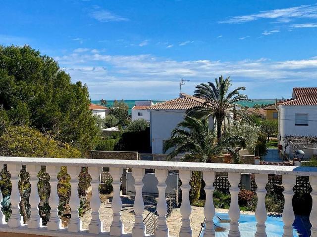 Chalet en venta en Colònia Parellades, Baix Ebre