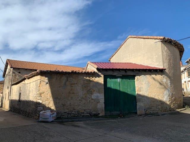 Chalet en venta en Pomar De Valdivia, Castilla y León