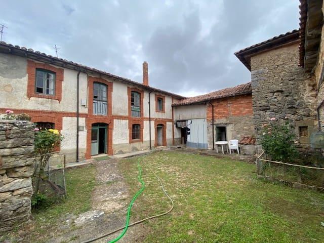 Chalet en venta en Pomar De Valdivia, Castilla y León