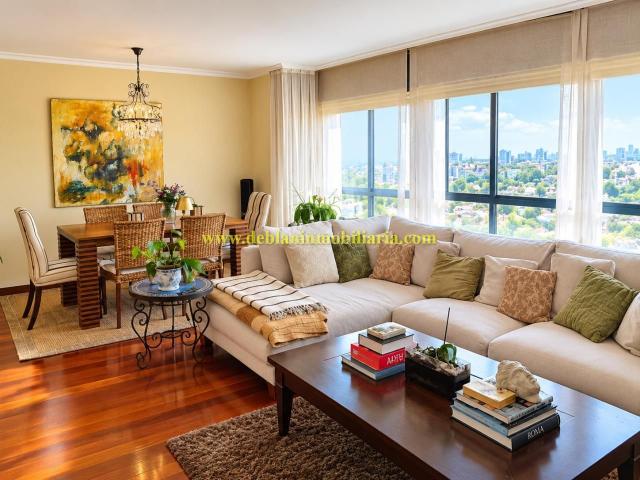 Chalet en venta en O Paseo Matutino, Ponteareas
