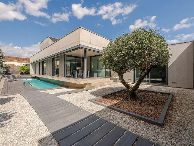 Villa en venta en Porqueres