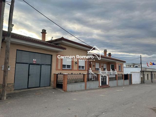 Chalet en venta en Villaflores, Castilla y León