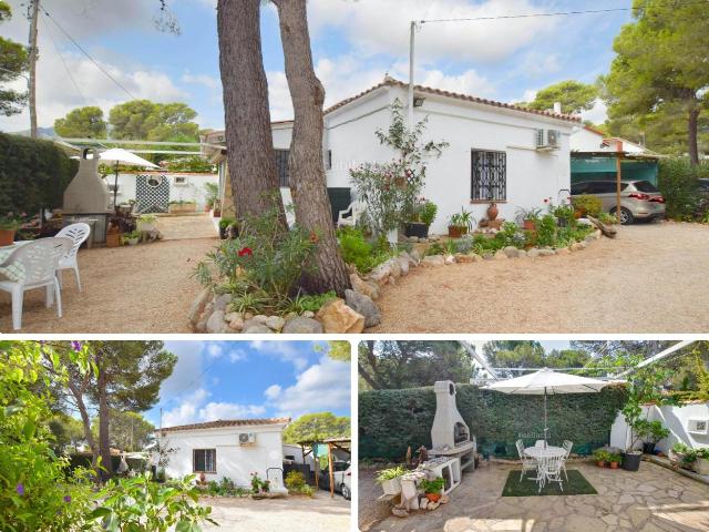Villa en venta en Pratdip, les Planes del Rei