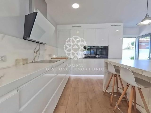 Chalet en venta en Sudamérica, Bahía de Cádiz
