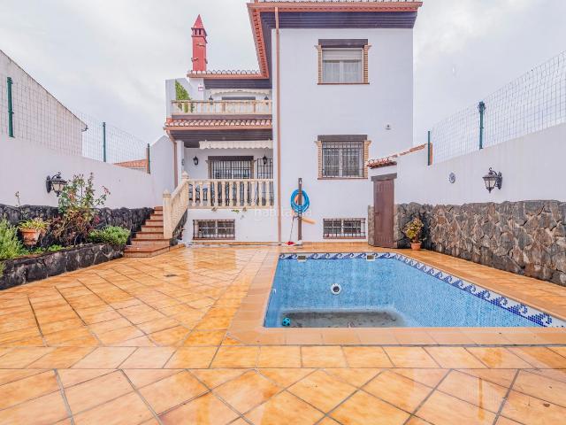 Chalet en venta en Pulianillas, Comarca de la Vega de Granada