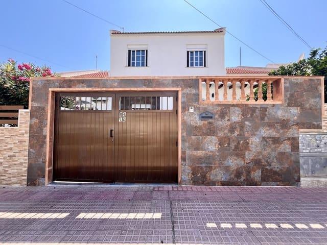 Villa en venta en Punta Prima
