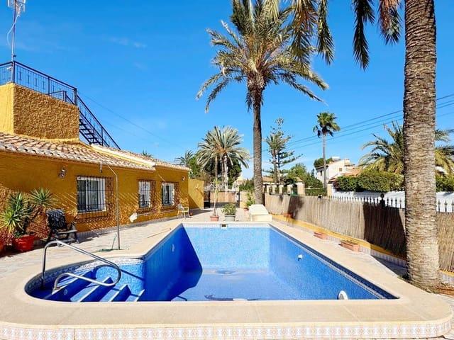 Villa en venta en Punta Prima