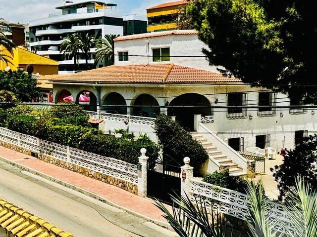 Villa en venta en Punta Prima