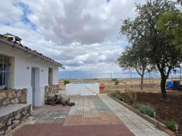 Chalet en venta en Quintanar De La Orden, Castilla-La Mancha