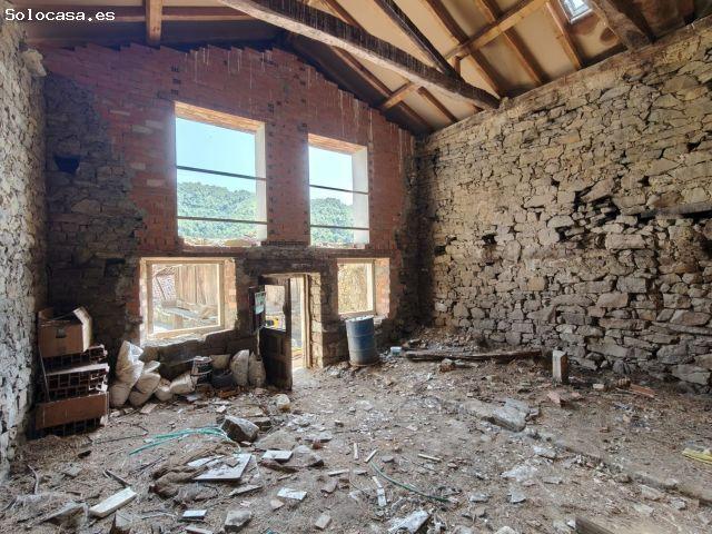 Casa en venta en La Viḷḷa Salcéu, Quirós