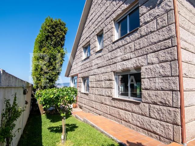 Chalet en venta en Redondela, Vigo