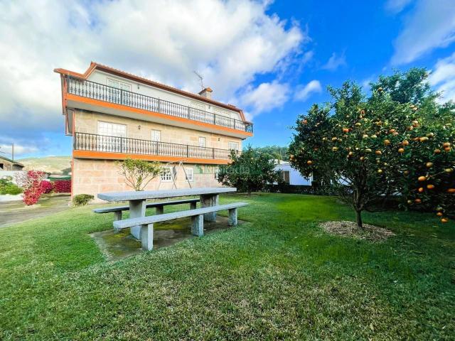 Chalet en venta en Redondela, Vigo