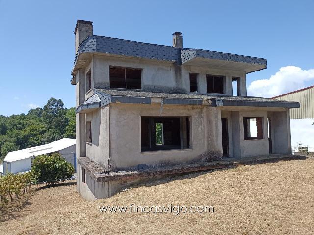 Chalet en venta en Cesantes, Vigo