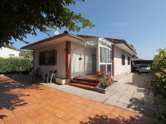 Villa en venta en Redueña