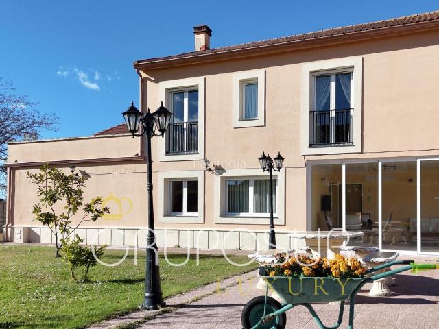 Chalet en venta en Renedo De Esgueva, Castilla y León