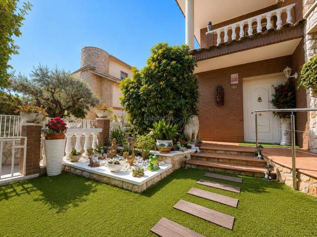 Chalet en venta en Alcolea, Baix Camp