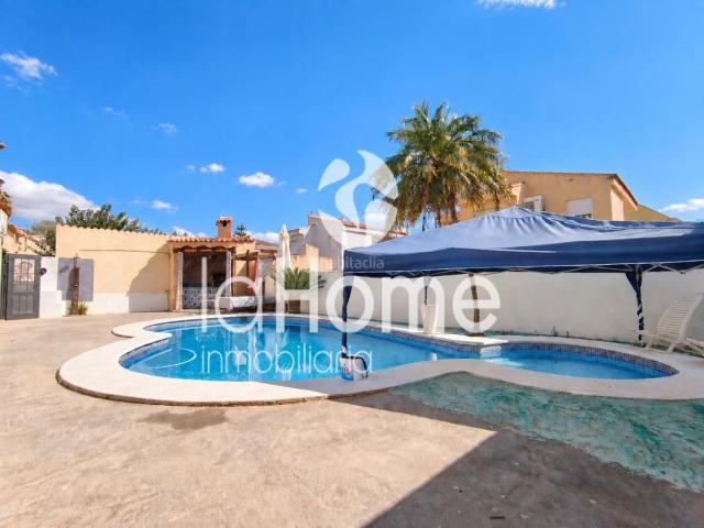 Chalet en venta en Urbanización Montecolorado, el Camp de Túria