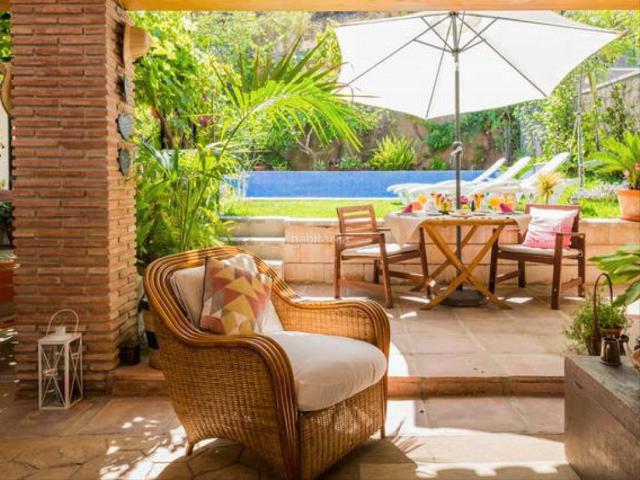 Villa en venta en Rincón De La Victoria
