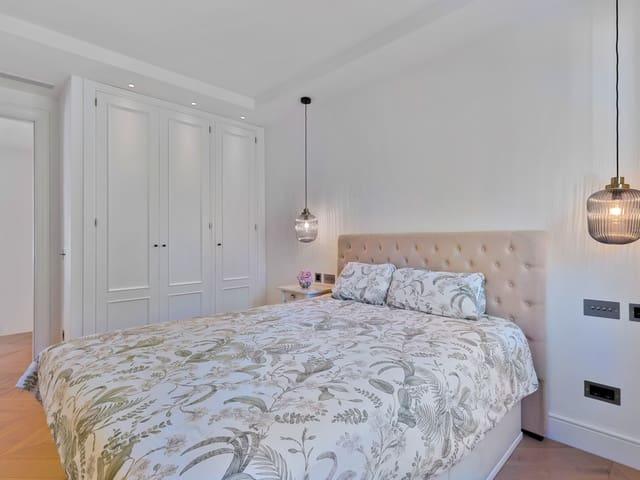 Chalet en venta en Rio Real, Costa del Sol Occidental
