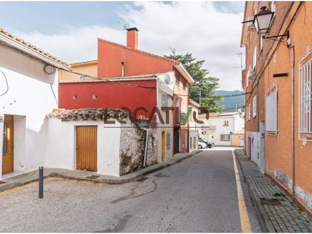 Casa en venta en Robledo De Chavela, Madrid