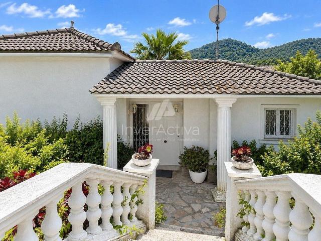 Chalet en venta en Urbanització de Can Ribosa, Maresme