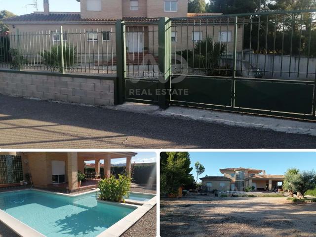 Chalet en venta en Roquetes, Tarragona