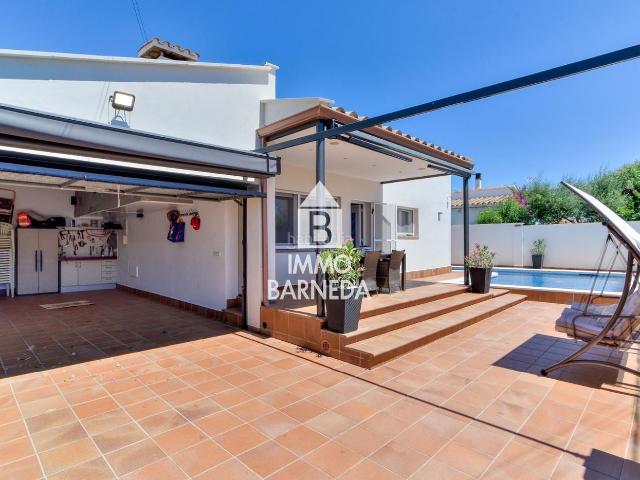 Casa en venta en el Mas Boscà, Alt Empordà