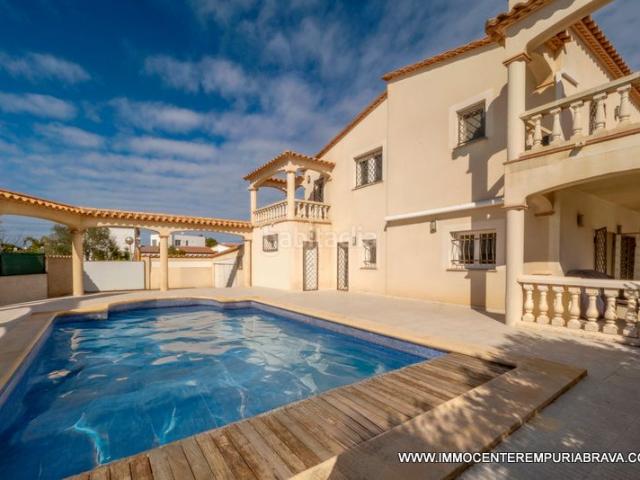 Chalet en venta en Santa Margarida, Alt Empordà