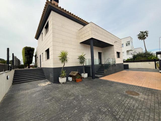 Chalet en venta en Santa Margarida, Alt Empordà