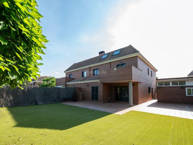 Chalet en venta en Rozas De Puerto Real, Madrid