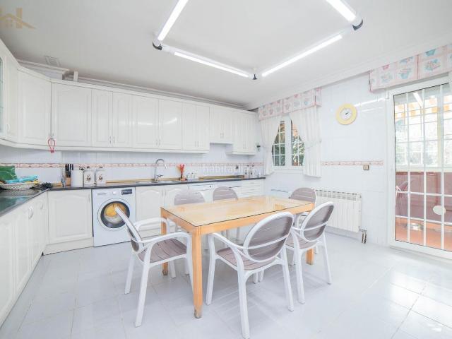 Chalet en venta en Rozas De Puerto Real, Madrid