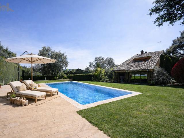 Chalet en venta en Rozas De Puerto Real, Madrid