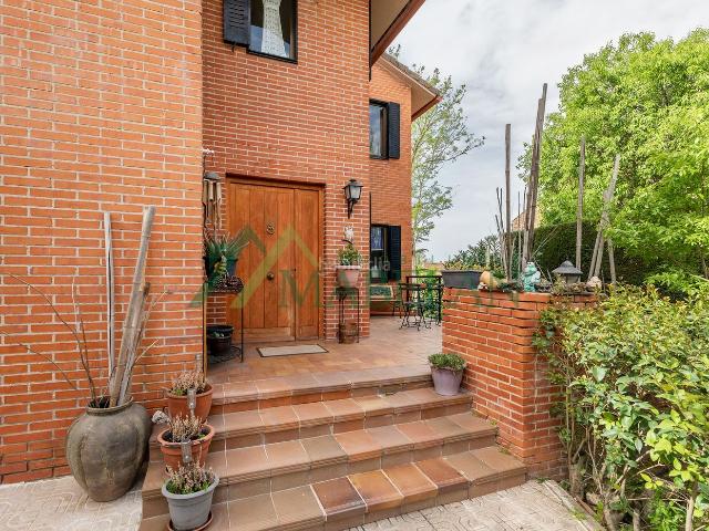 Chalet en venta en Rozas De Puerto Real, Madrid