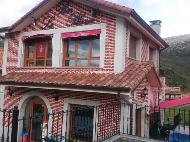 Chalet en venta en Riva, Ruesga