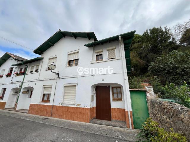 Villa en venta en Salas