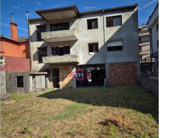 Villa en venta en Salceda De Caselas, A Farrapeira