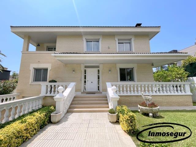 Chalet en venta en Salou