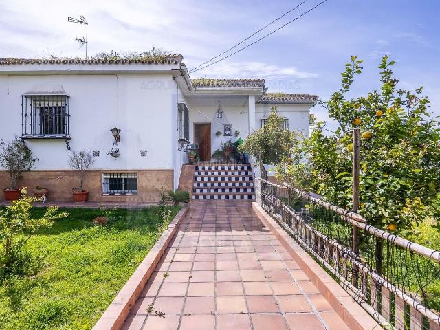 Chalet en venta en Salteras, Andalucía