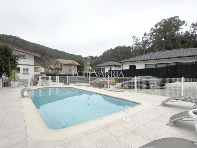 Chalet en venta en Sámano, Castro-urdiales