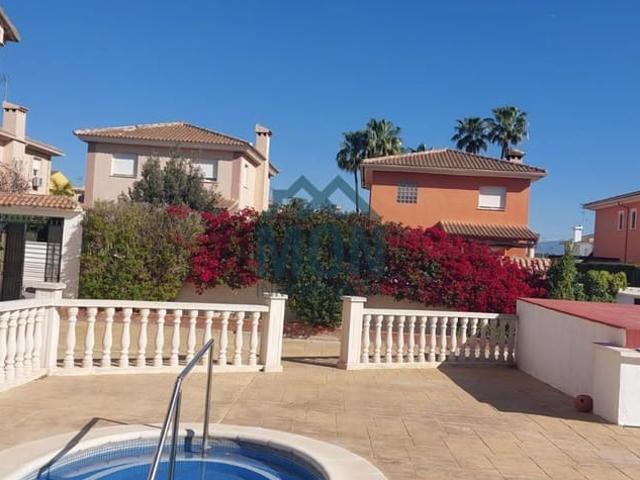Chalet en venta en Colinas de San Antonio, el Camp de Túria