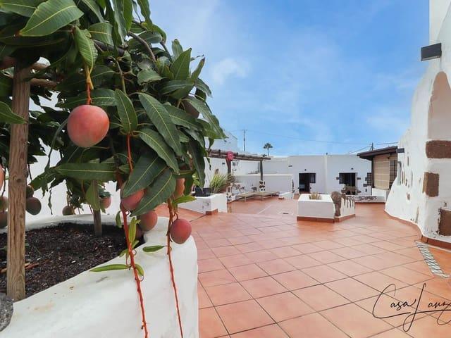 Chalet en venta en San Bartolomé, Canarias