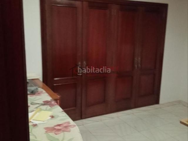 Chalet en venta en San Cibrao das Viñas, Ourense