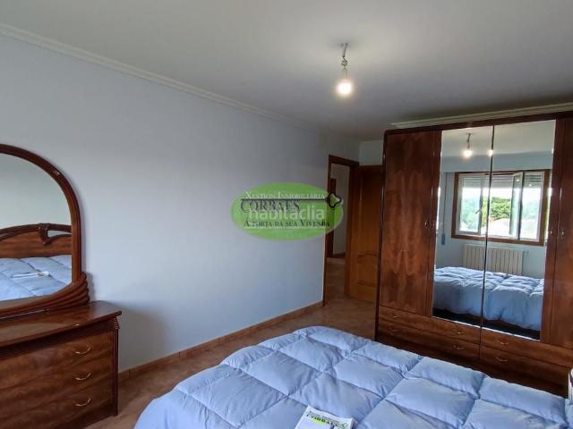 Chalet en venta en San Cibrao das Viñas, Ourense