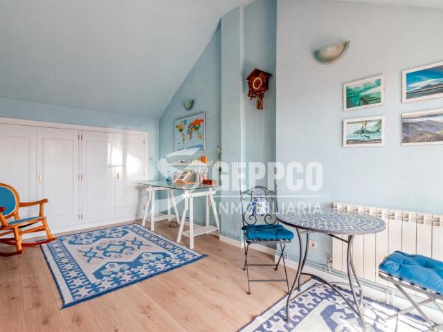 Villa en venta en San Fernando De Henares