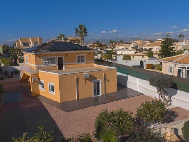 Villa en venta en San Fulgencio