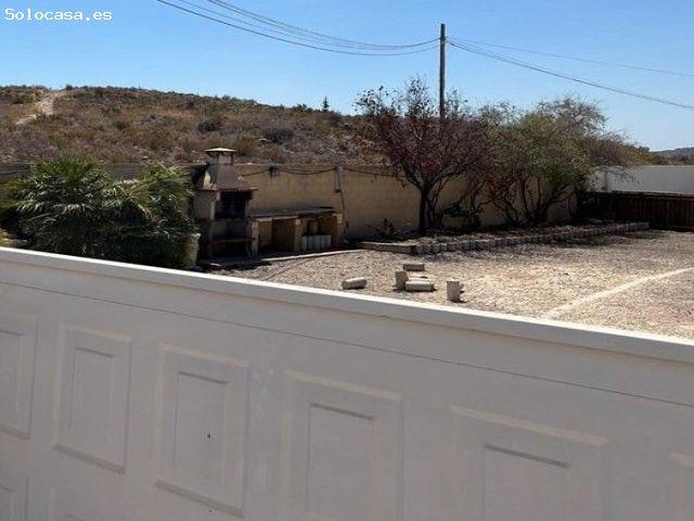 Casa en venta en Urbanització El Garroferal, l'Alacantí