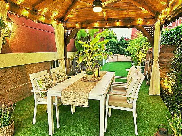 Chalet en venta en Platja de Mutxavista, l'Alacantí
