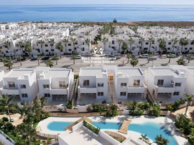 Chalet en venta en San Juan de los Terreros, Pulpí