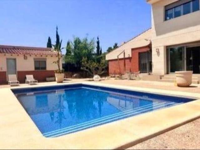 Chalet en venta en La Font, Sant Joan D'alacant